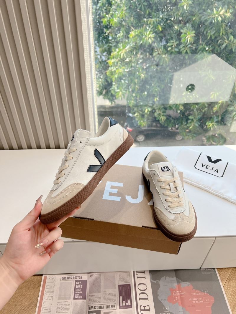 Veja Shoes